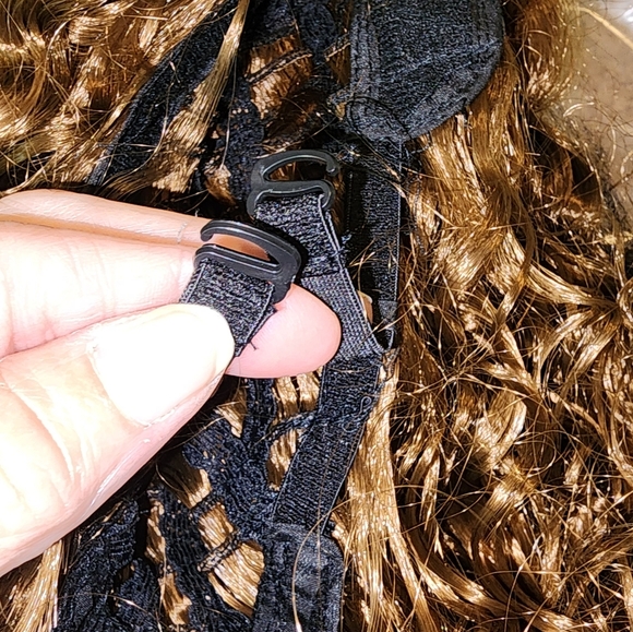 Luxurious Brown Curly Hair Wig - Picture 5 of 6